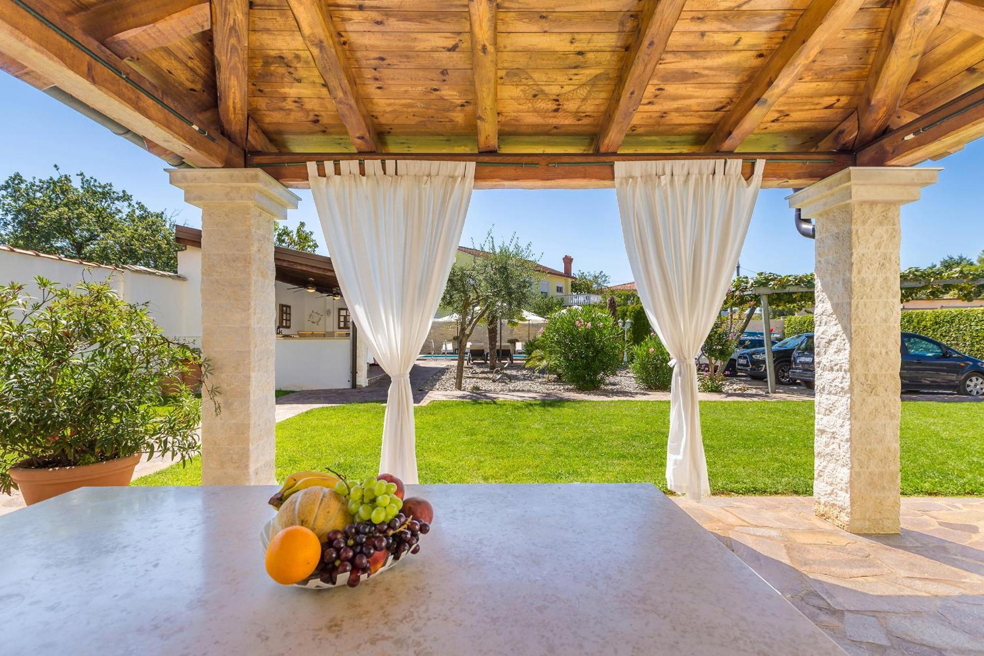 Guest House Antonella Малинска Экстерьер фото