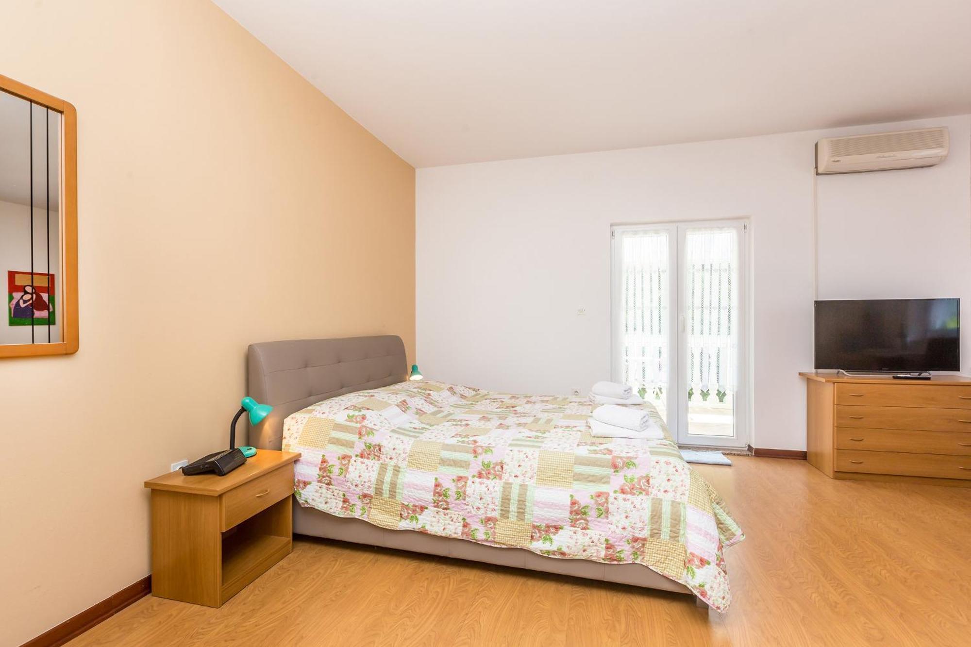 Guest House Antonella Малинска Экстерьер фото